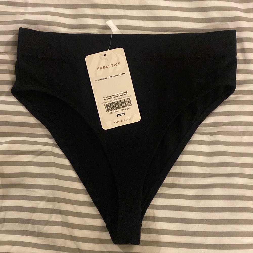 FABLETICS HIGH-WAISTED SPAN CHEEKY